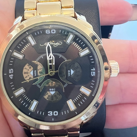 Ed Hardy Gold-Tone Chronograph Watch – Brand New in Box - Picture 3 of 9